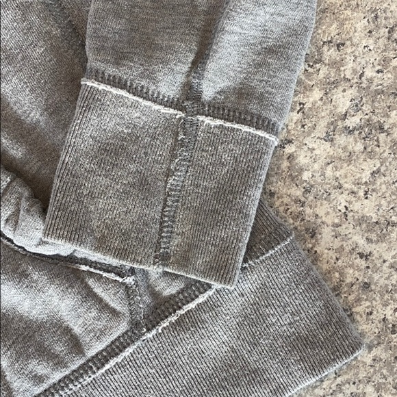 Abercrombie & Fitch hoodie - Picture 5 of 12